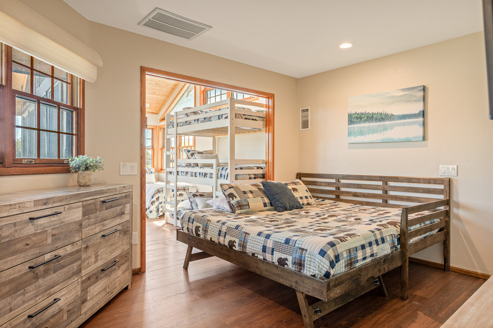 Lakehouse photo 40
