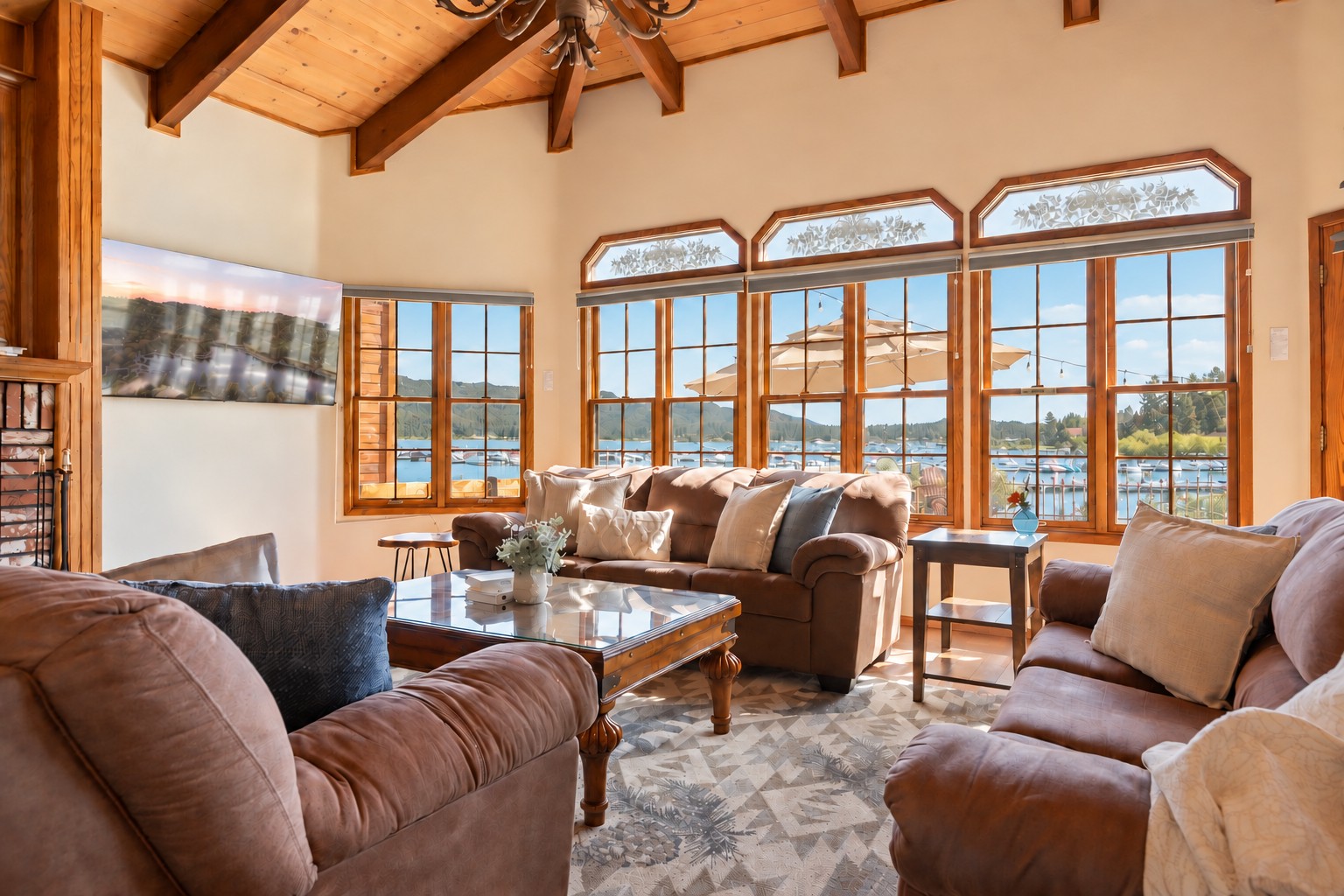 Lakehouse photo 8